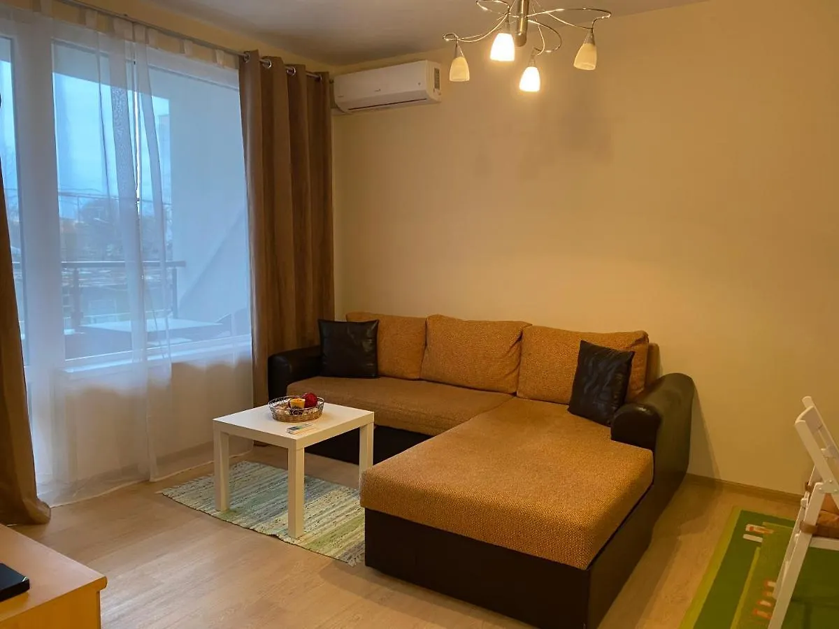 Съни Хоум Apartamento Varna